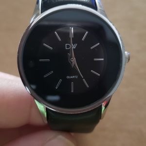 DW Daniel Wellington watch